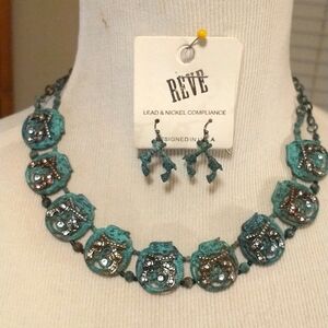 REVE Western Style Necklace & Earrings Jewelry Set Tarnished Look Crossed Pistol